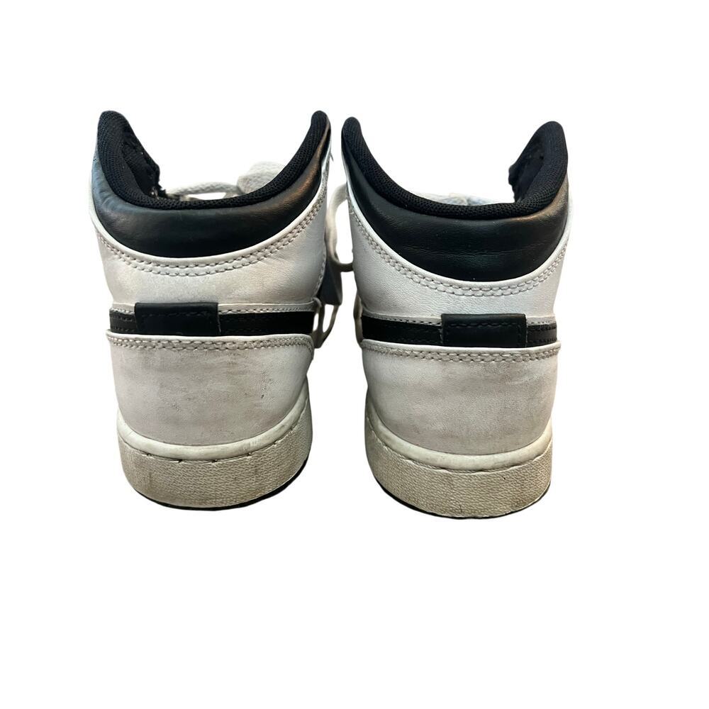 Boys Air Jordan Sneakers, Size 4.5, Black/White, High Top - Picture 3 of 5